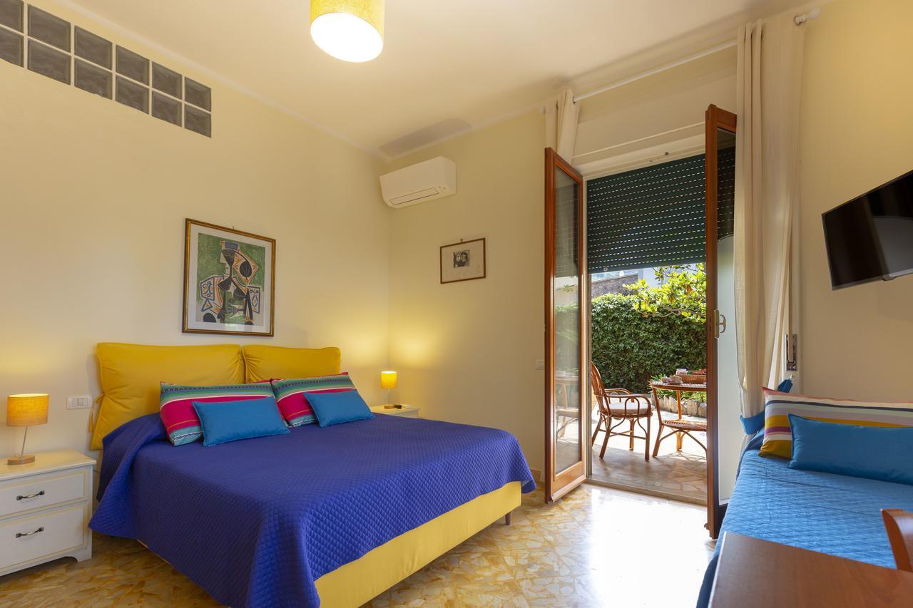 Villa Rosa Sorrento Bagian luar foto